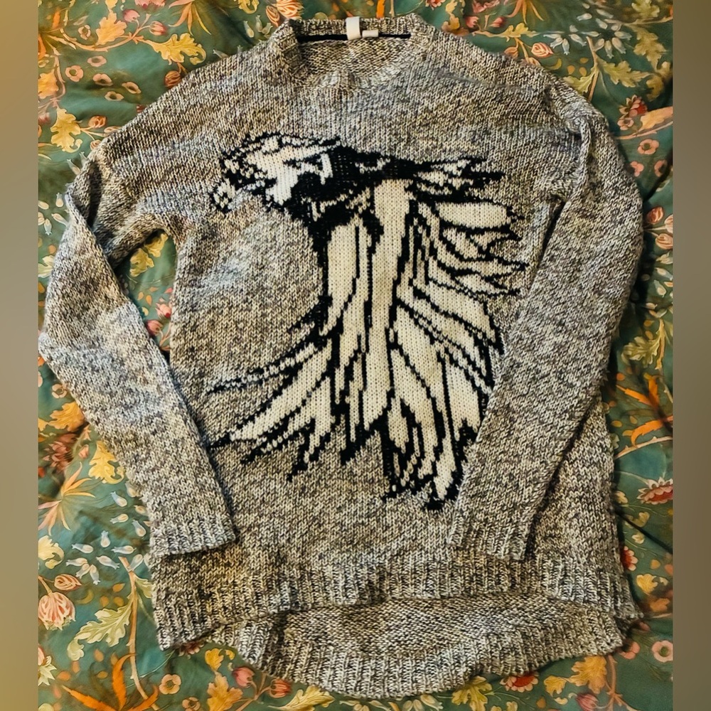 Forever 21 Exclusive — Gray Heather knit Sweater with Falcon/Hawk Design